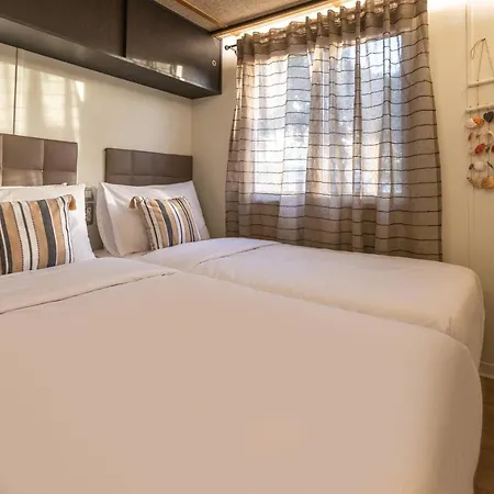 Junam Private Beachfront Agios Nikitas