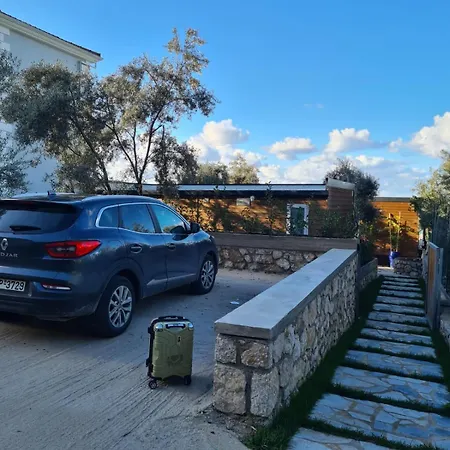 Junam Private Beachfront אתר נופש *