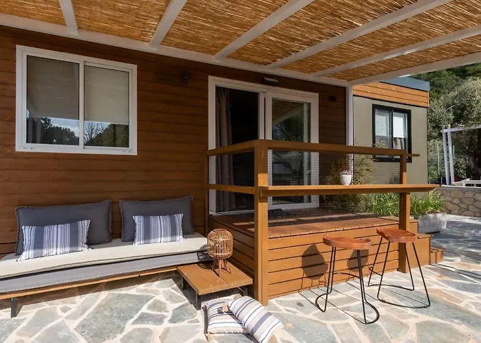 Junam Private Beachfront Station touristique